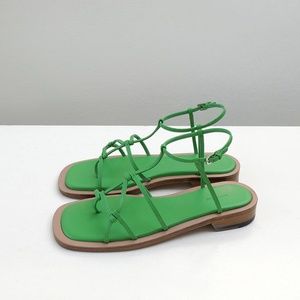 Low classic hand bag and sandals set. brand new